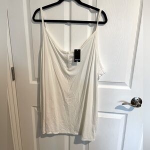 NWT. Torrid 6x, White Tank